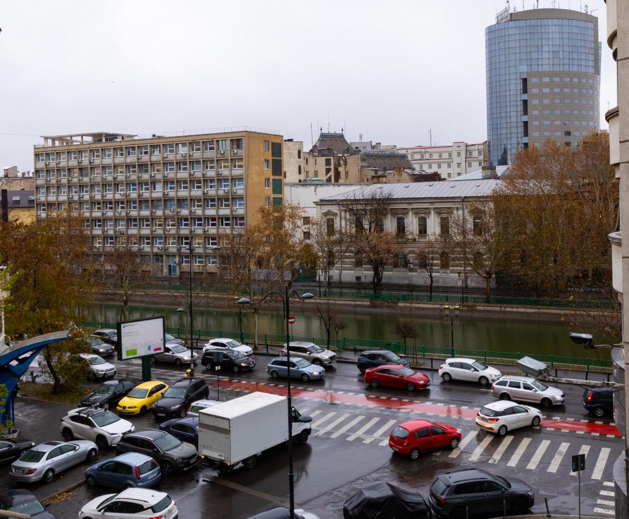 Old City Deluxe Apart - River View ! Bucarest Esterno foto